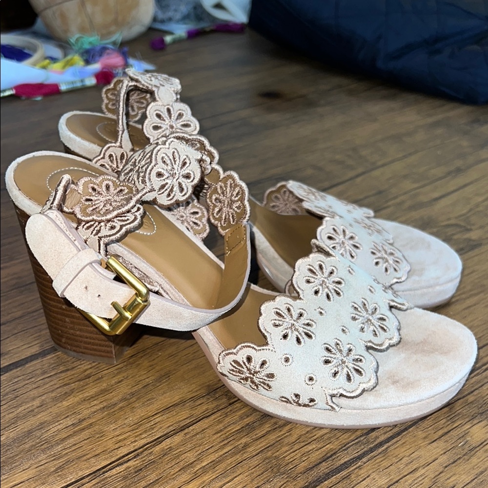 See By Chloe Laser-Cut Floral Kristy Heeled Sandals in Tan- Size 38 1/2 EU